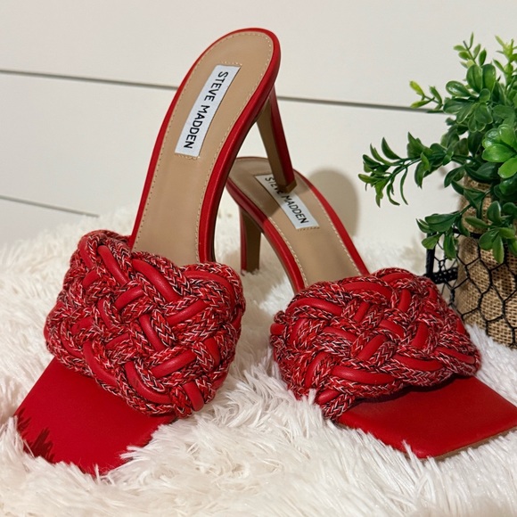 Steve Madden Seraphine Braided Square Toe Heels Red Size 8.5M - Picture 2 of 6